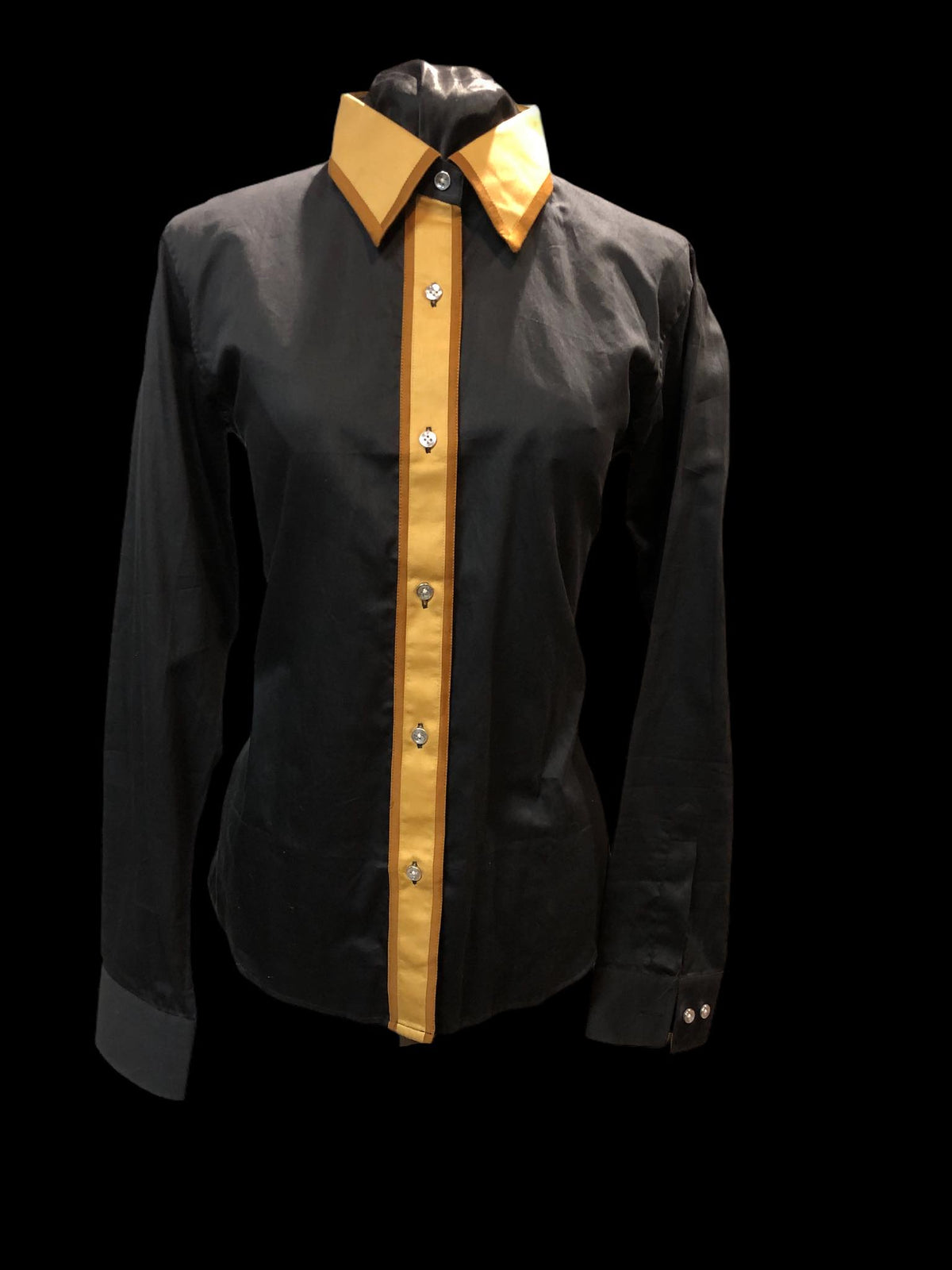 Ladies Button Down with Contrasting details