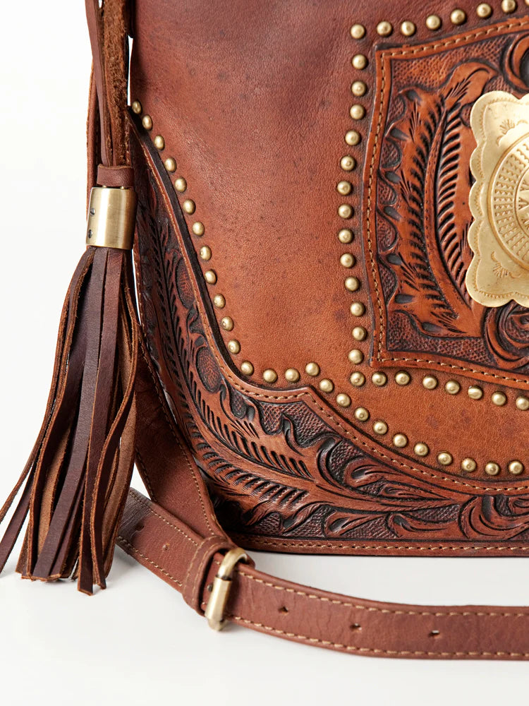 AMERICAN DARLING LEATHER AND TOOLED LEATHER PURSE