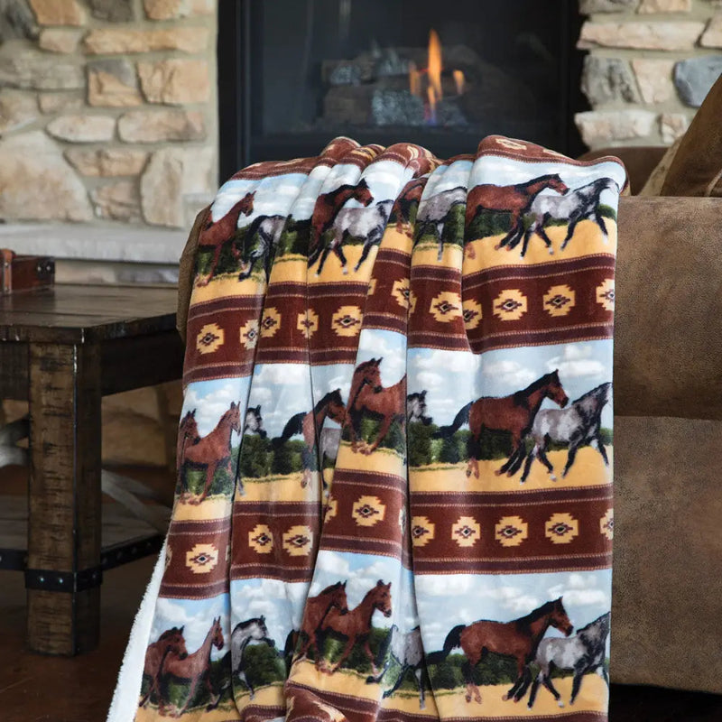 RUNNING HORSES PLUSH SHERPA THROW