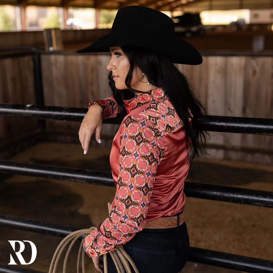 PECOS PEACH SATIN MESH SLEEVES PERFORMANCE