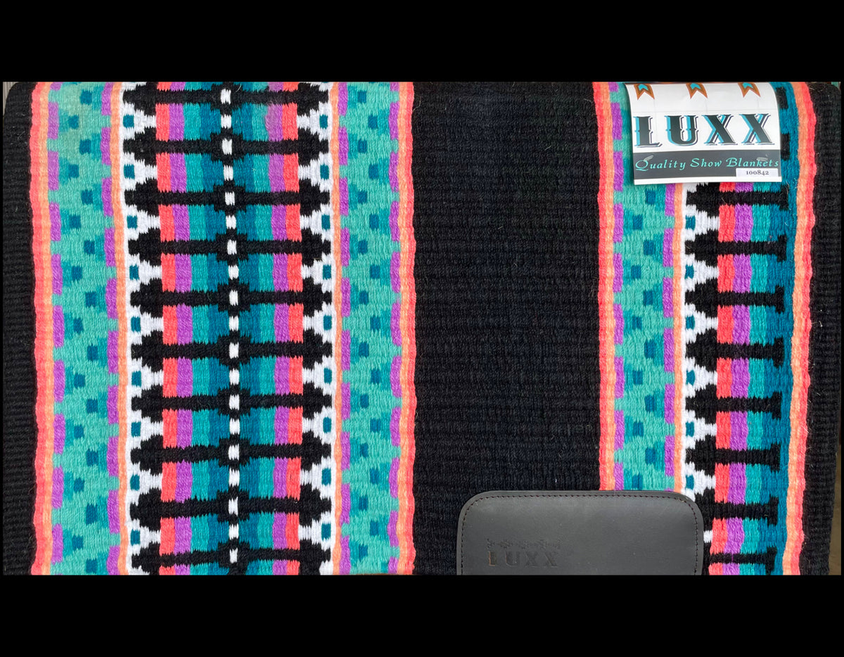 100842 - LUXX Custom Show Pad