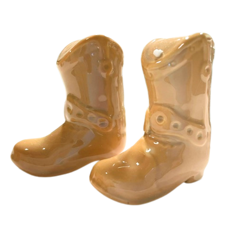 SALT AND PEPPER SHAKERS - BOOTS