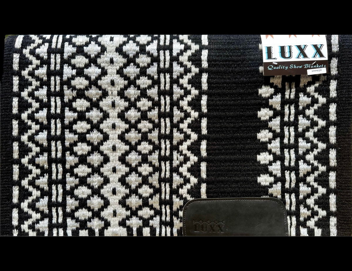 100952  LUXX Custom Show Pad