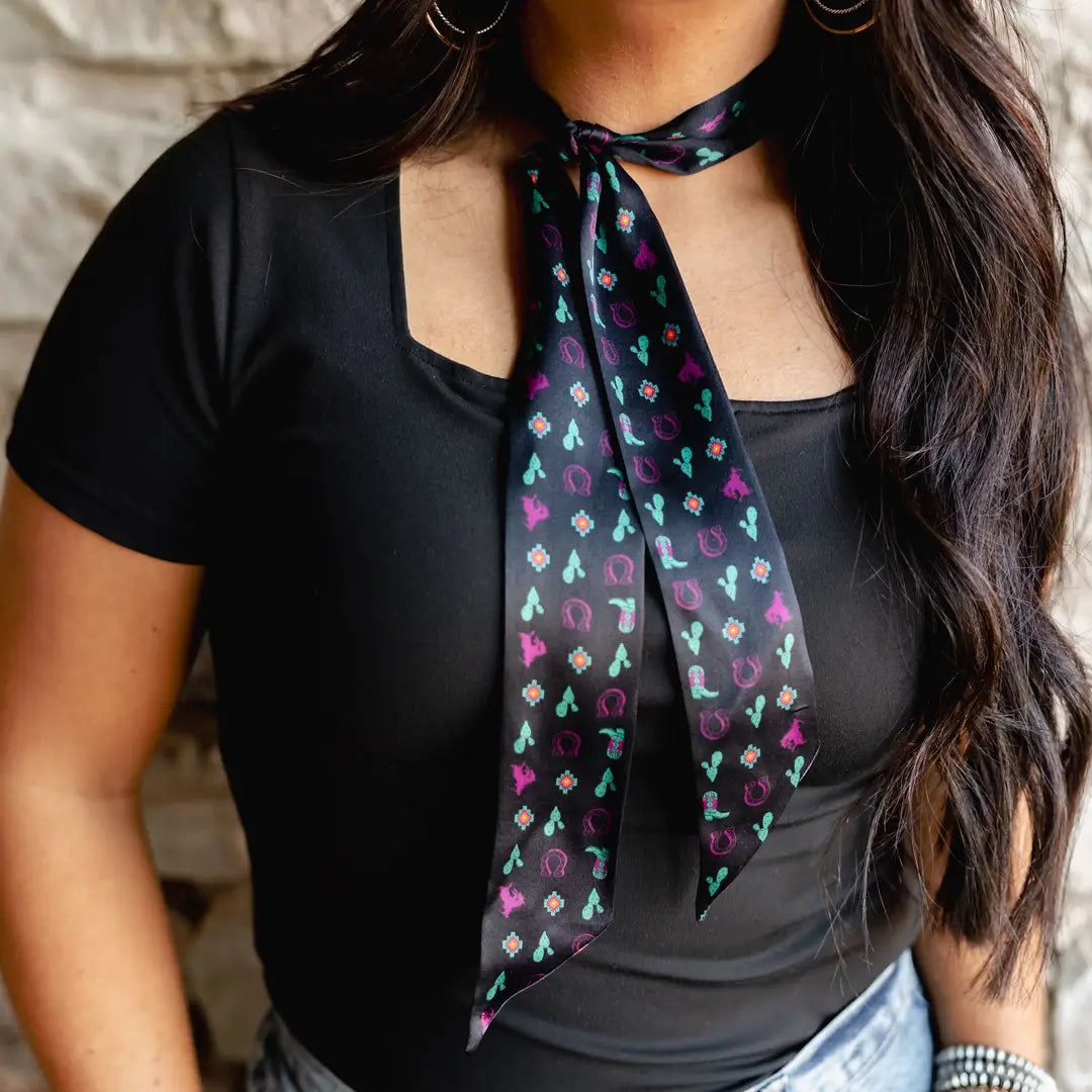 BLACK SILK TWILLY WITH CACTUS AND HORSESHOES
